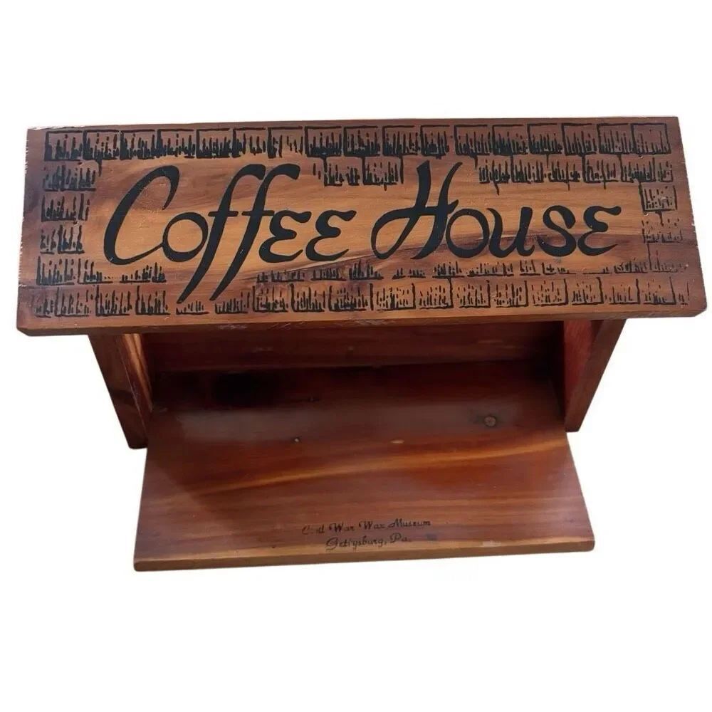 Civil War & Wax Museum Gettysburg Vintage Wooden Hanging Coffee House